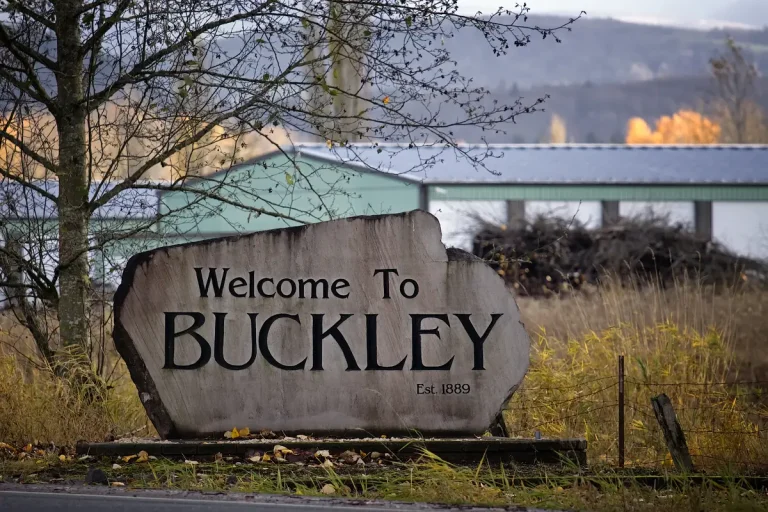 Buckley Washington sign that says, "Weclome to Buckley"